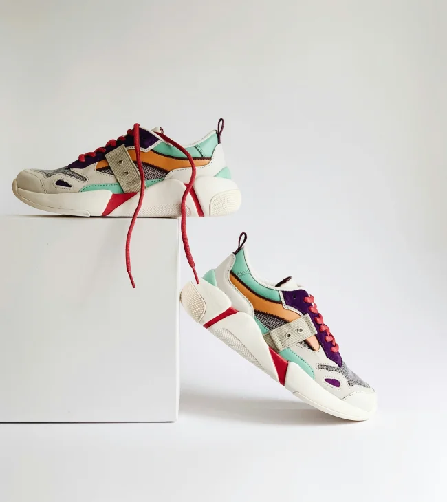 Trendy Sneakers